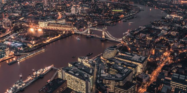 A qué hora anochece en Londres A qué hora anochece en Londres